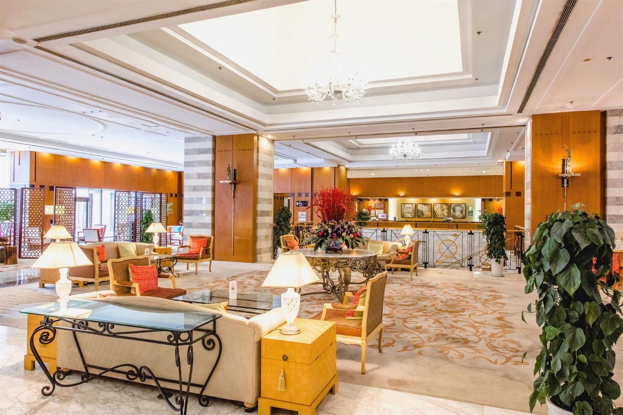 Ruishi Hotel Dalian Exterior photo
